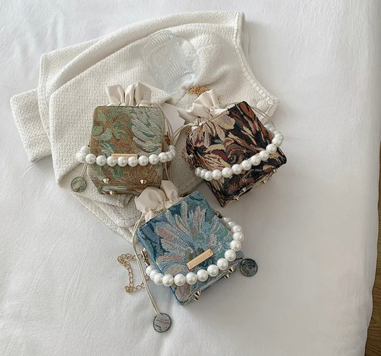 Linah Vintage Pearl Bags