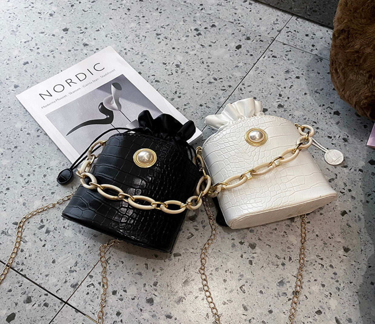 Victoria Vintage Bags